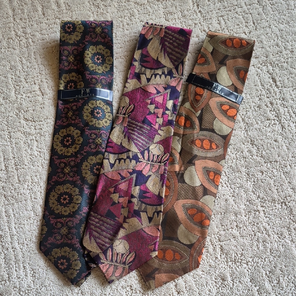 Elegant‎ Floral and Geometric Patterned Ties Set Of 3.    T9